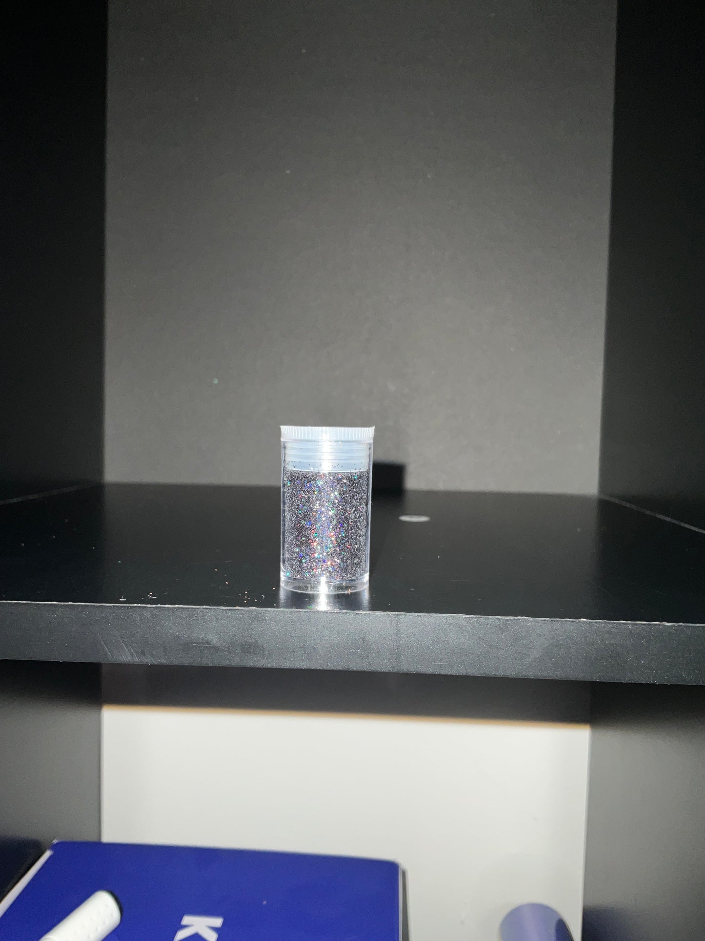 Extra fine black glitter