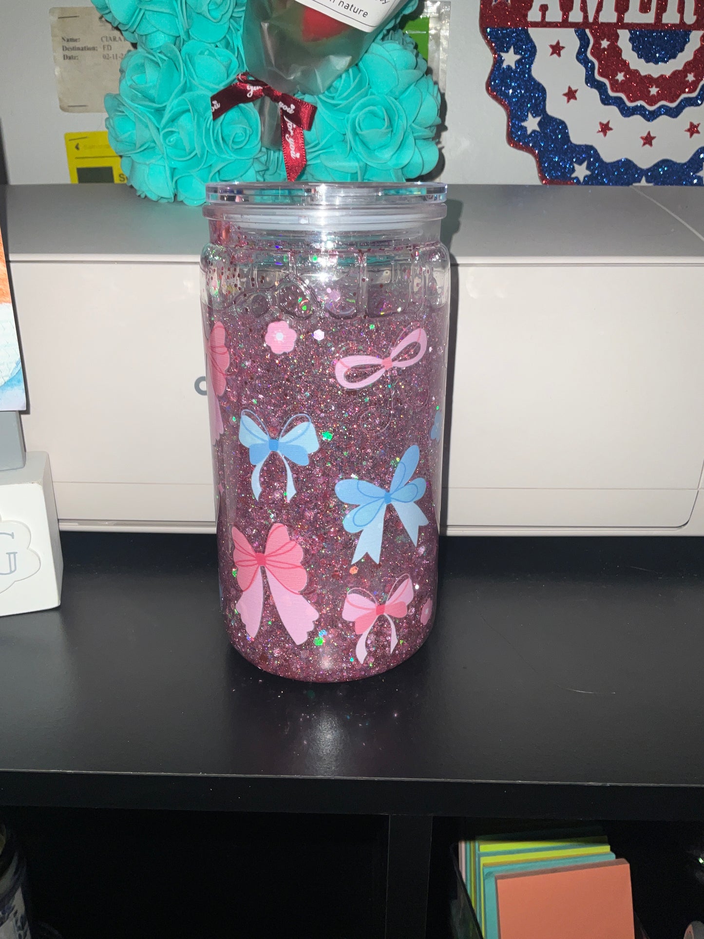 Pink and blue bow cup
