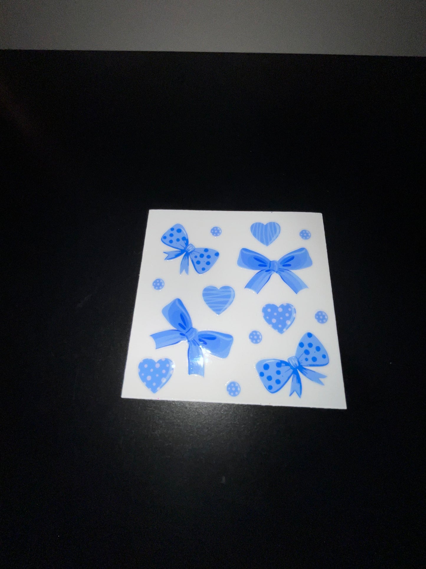 Small Blue bows and hearts wrap