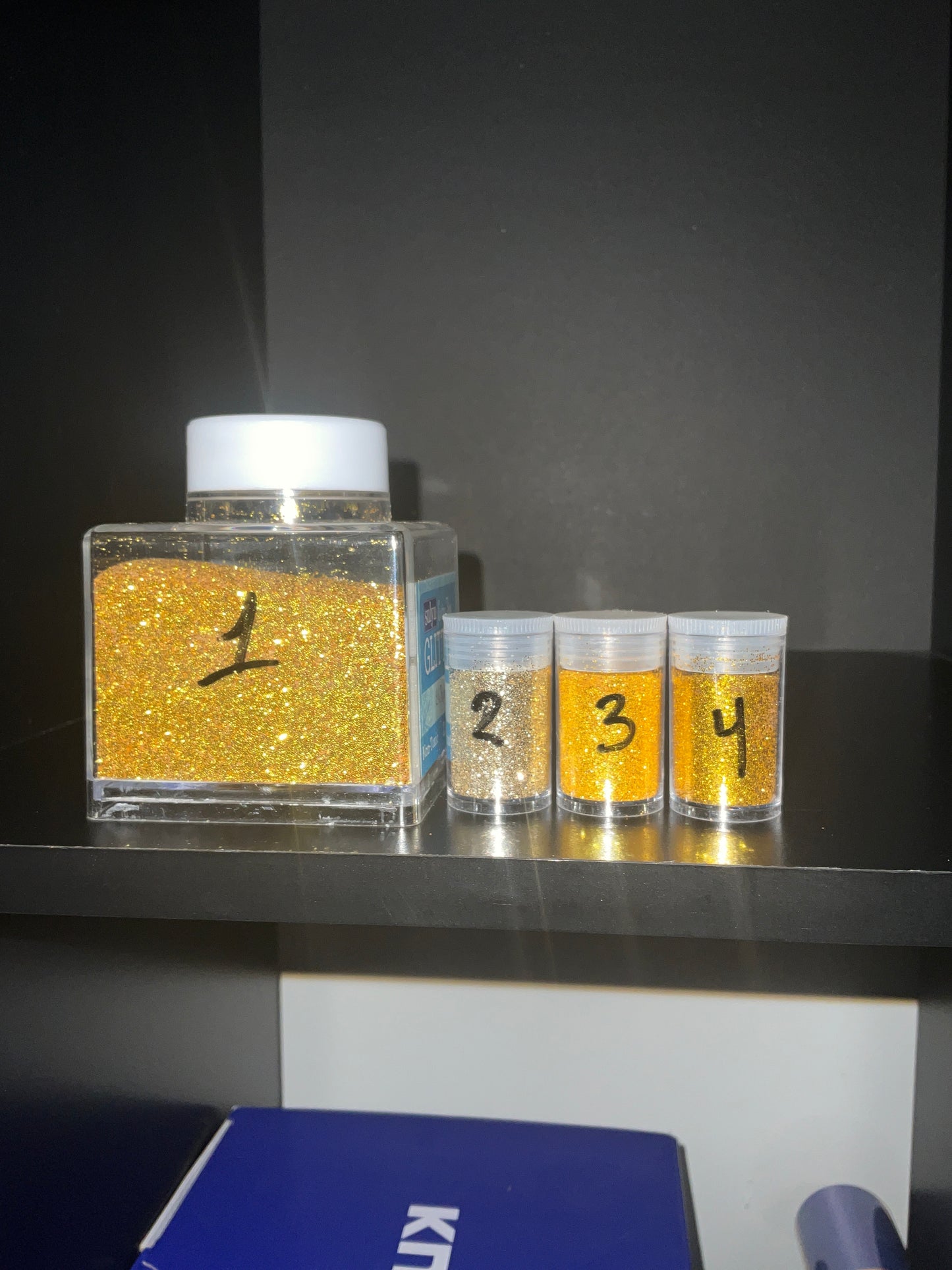 Extra fine gold glitter